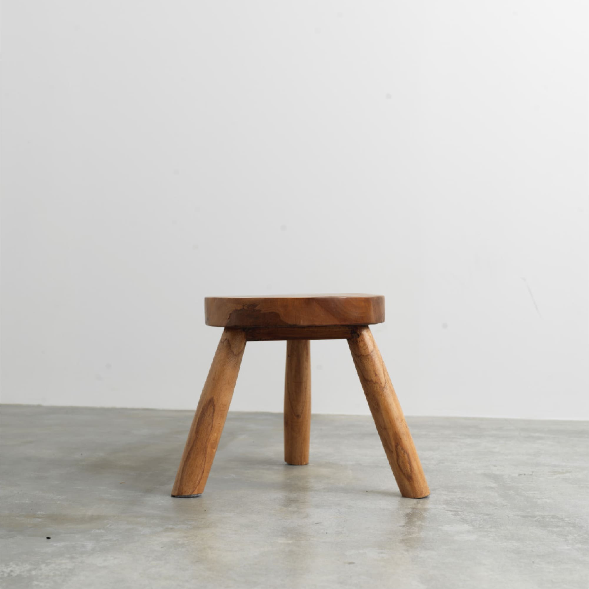 Wood Stool – The Helix House®